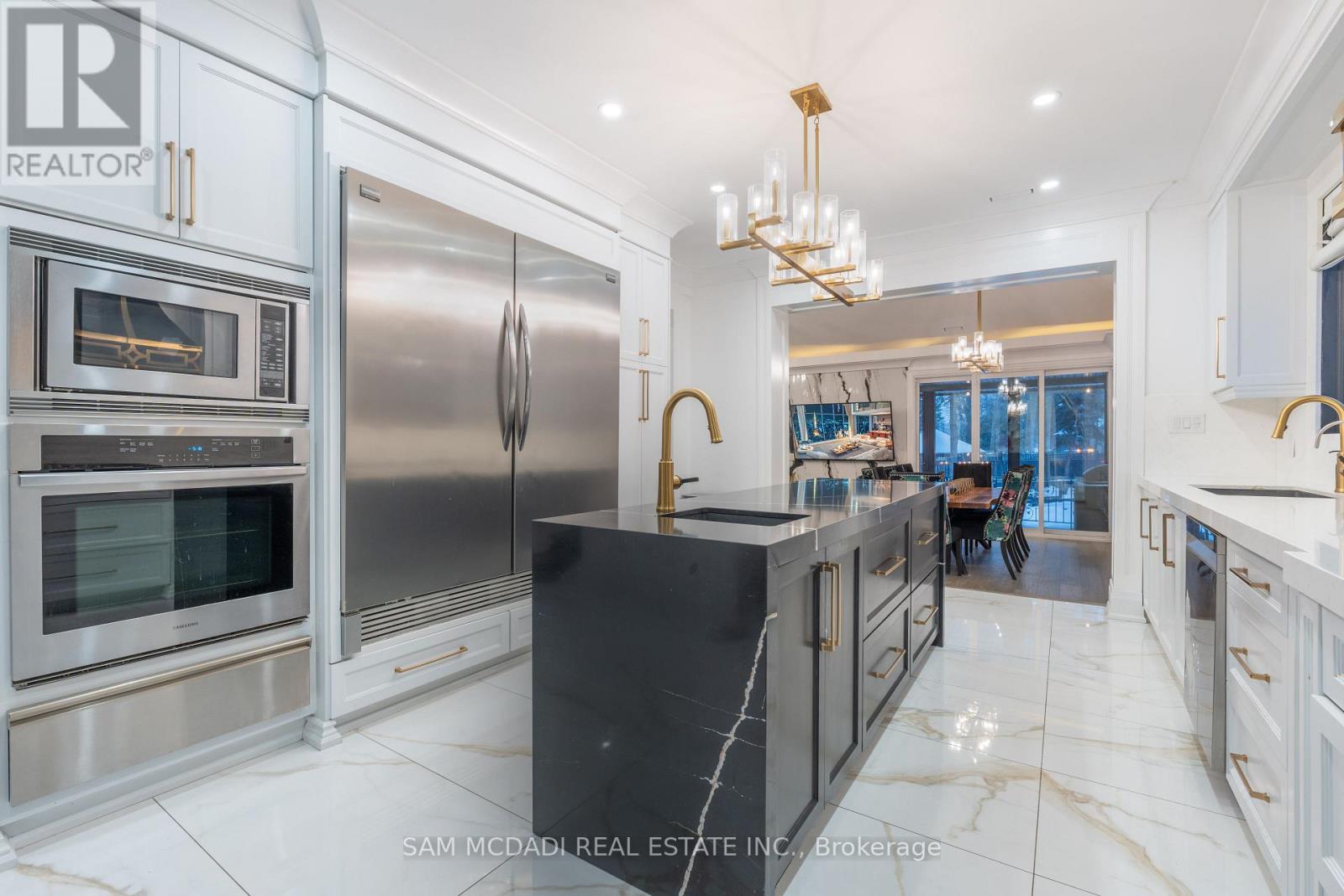 1540 Mississauga Road, Mississauga, Ontario  L5H 2K1 - Photo 11 - W12955302