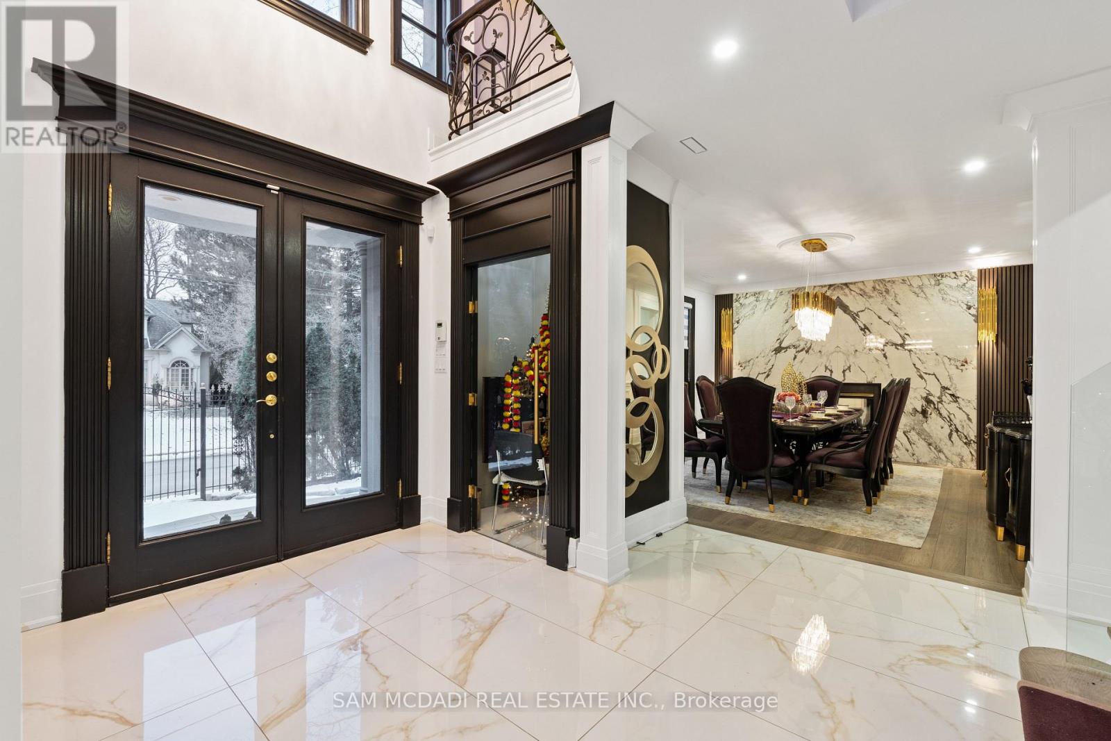 1540 Mississauga Road, Mississauga, Ontario  L5H 2K1 - Photo 4 - W12955302