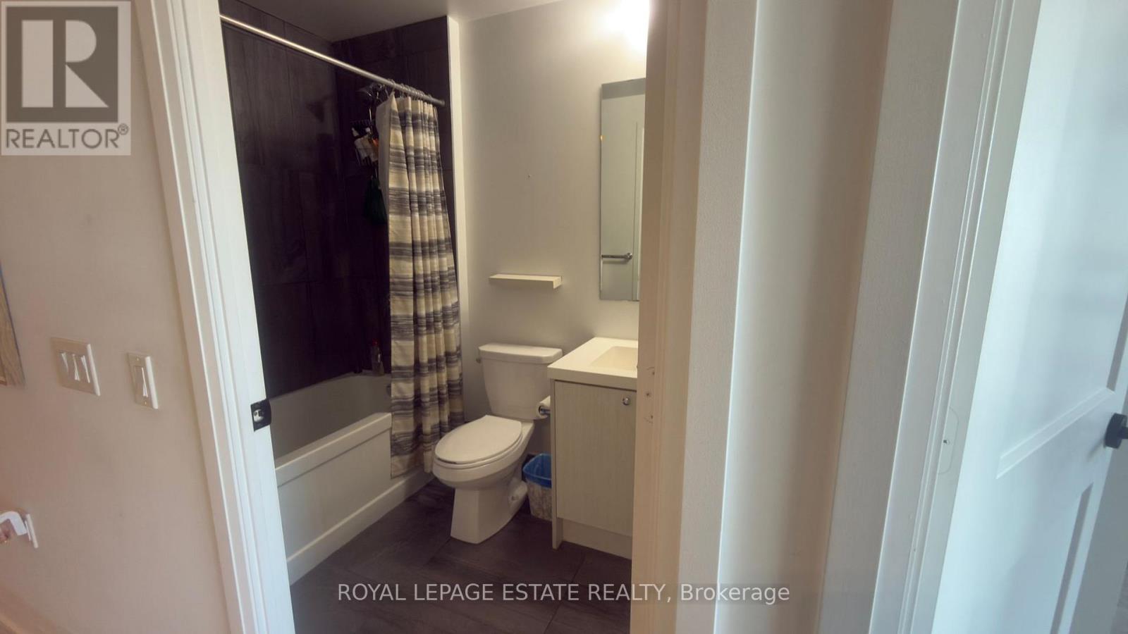 604 - 60 George Butchart Drive, Toronto, Ontario  M3K 0C9 - Photo 14 - W12955322