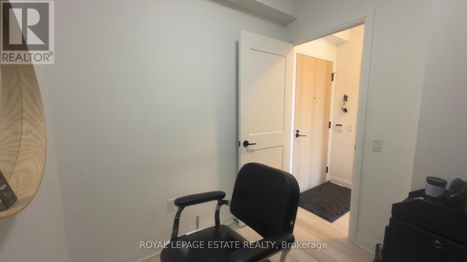 604 - 60 George Butchart Drive, Toronto, Ontario  M3K 0C9 - Photo 17 - W12955322