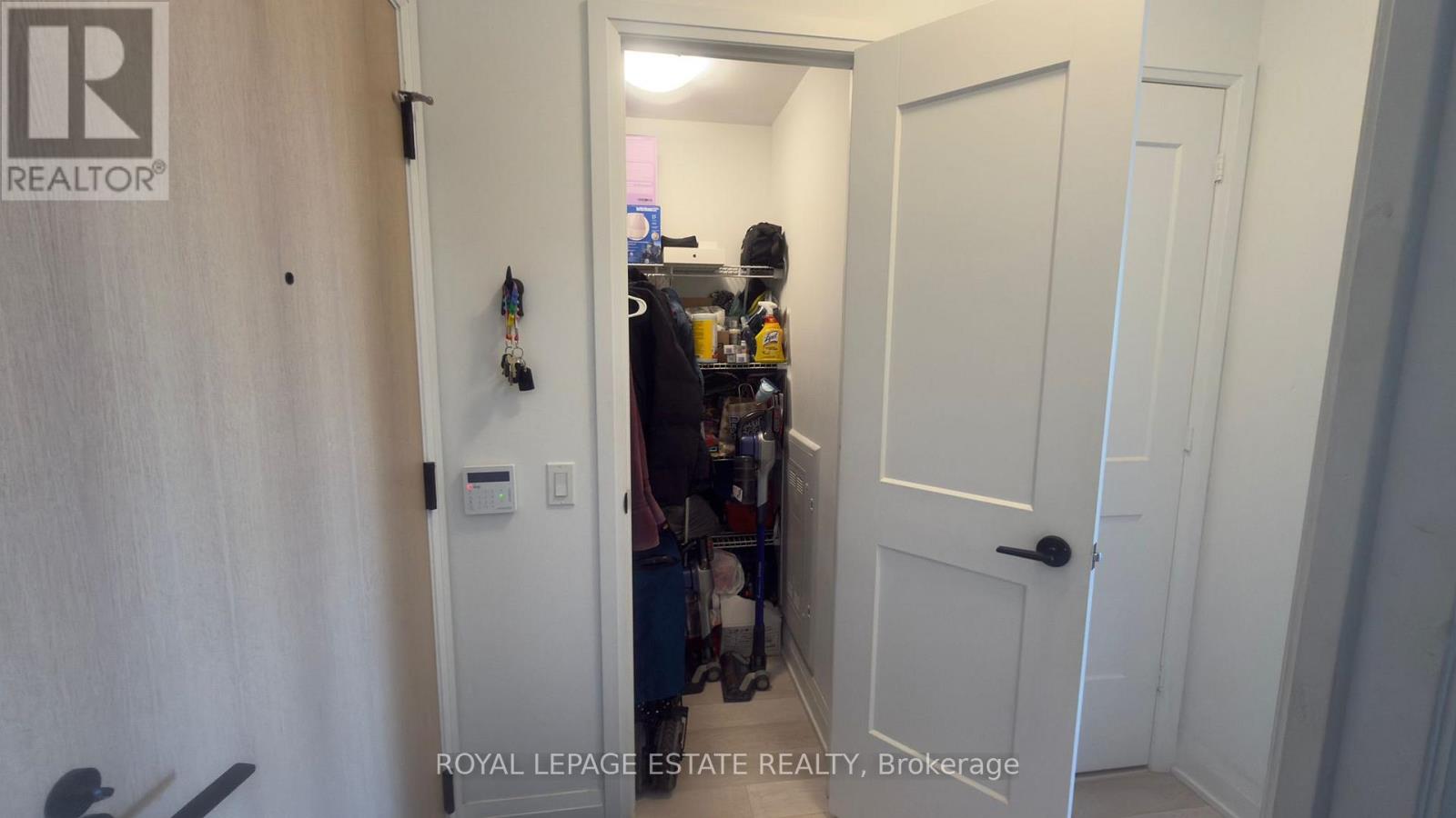 604 - 60 George Butchart Drive, Toronto, Ontario  M3K 0C9 - Photo 19 - W12955322