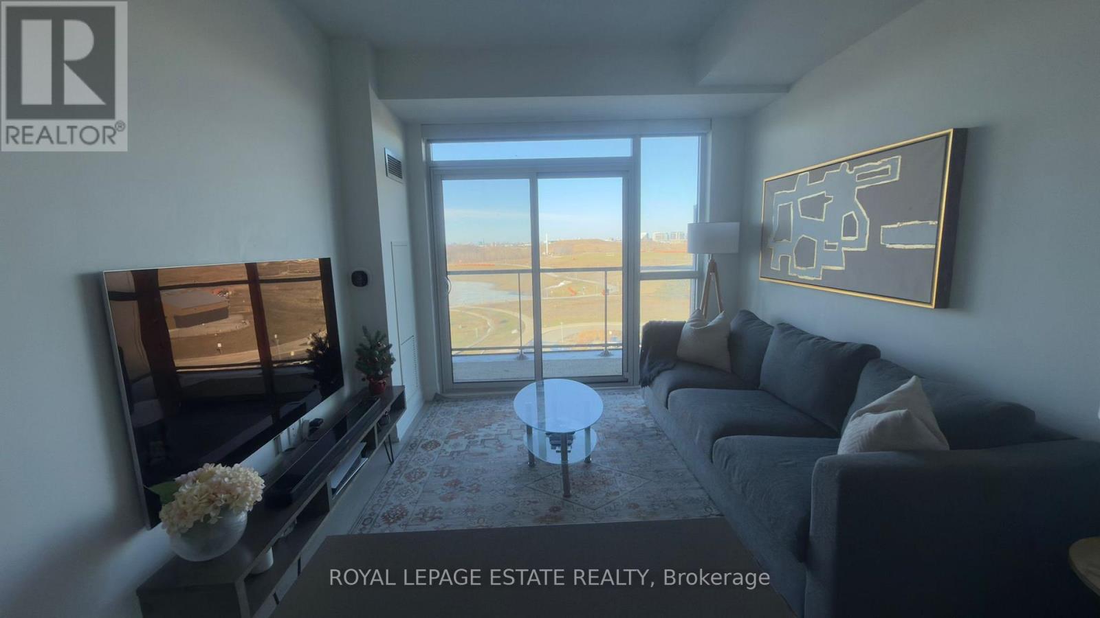 604 - 60 George Butchart Drive, Toronto, Ontario  M3K 0C9 - Photo 4 - W12955322