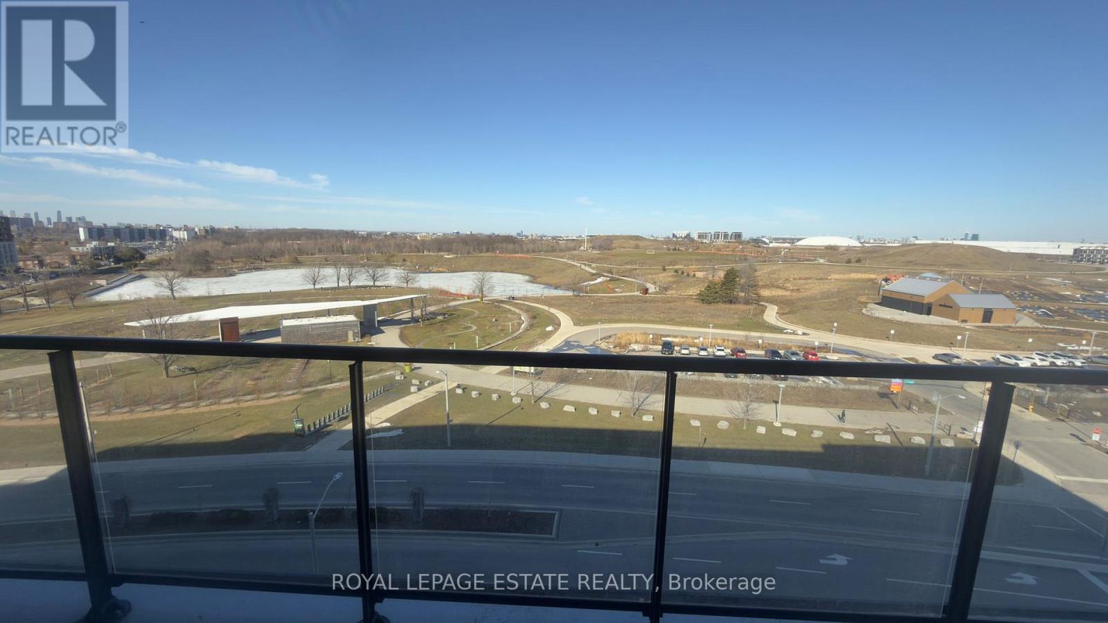 604 - 60 George Butchart Drive, Toronto, Ontario  M3K 0C9 - Photo 5 - W12955322