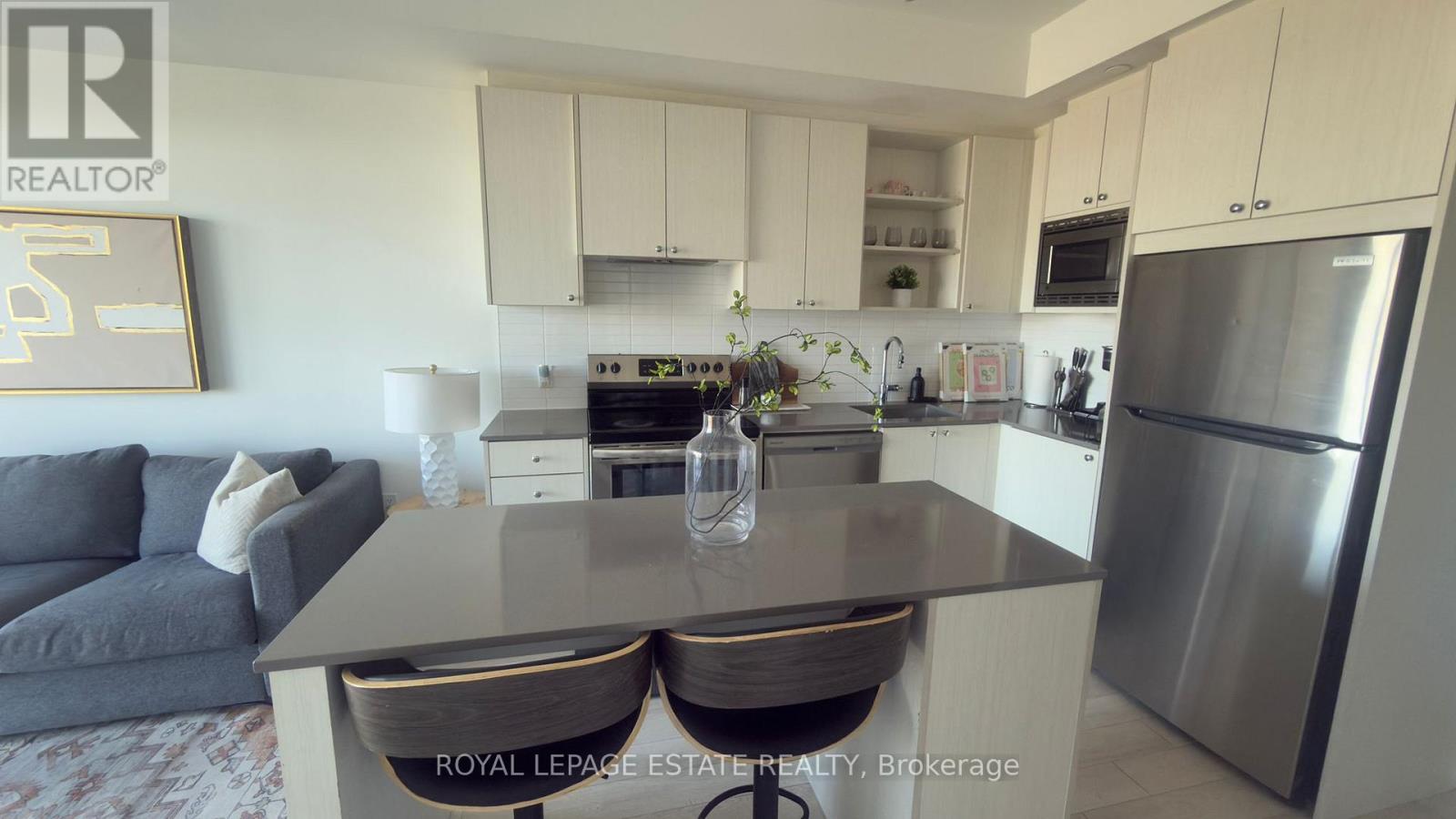 604 - 60 George Butchart Drive, Toronto, Ontario  M3K 0C9 - Photo 7 - W12955322