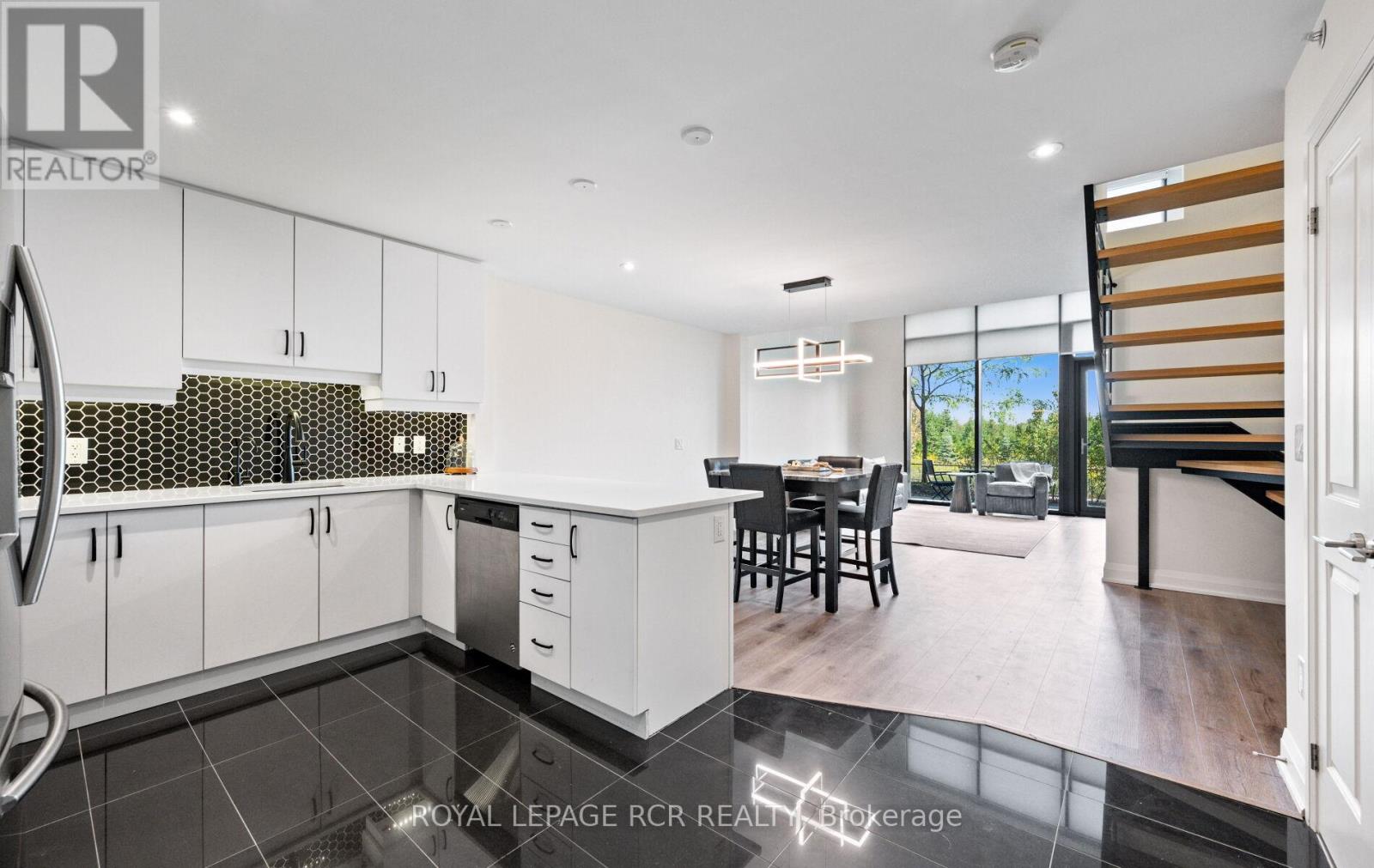 107 - 65 Yorkland Boulevard, Brampton, Ontario  L4C 9Z4 - Photo 4 - W12955332