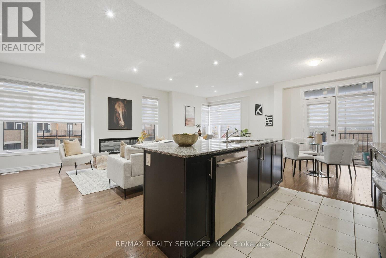 68 Donald Ficht Crescent, Brampton, Ontario  L7A 5H7 - Photo 26 - W12955340