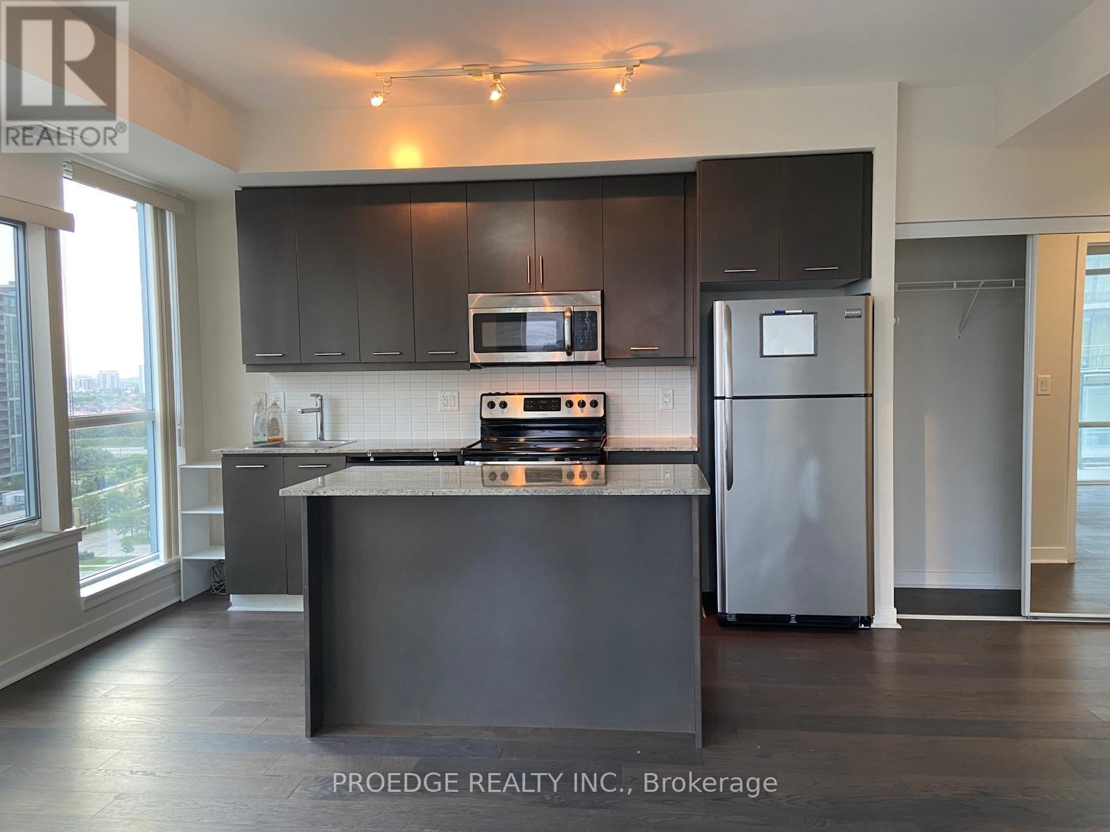 1405 - 360 Square One Drive, Mississauga, Ontario  L5B 0G7 - Photo 5 - W12955342