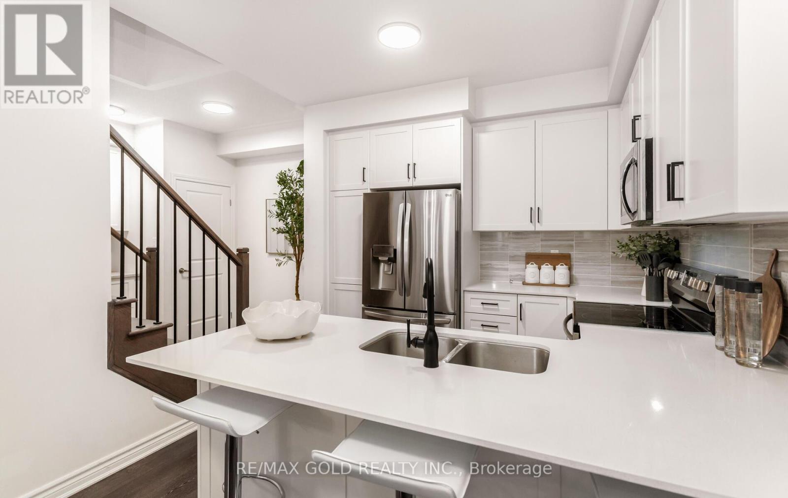 1185 Lloyd Landing, Milton, Ontario  L9T 2X5 - Photo 20 - W12955348