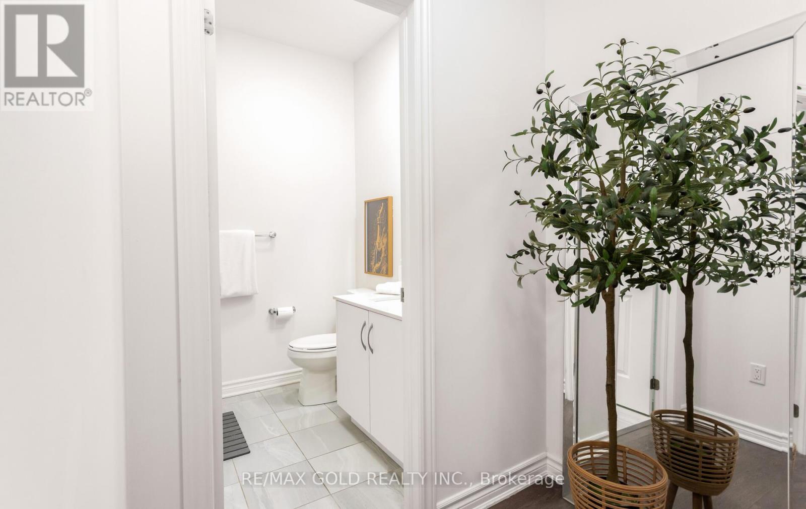 1185 Lloyd Landing, Milton, Ontario  L9T 2X5 - Photo 37 - W12955348