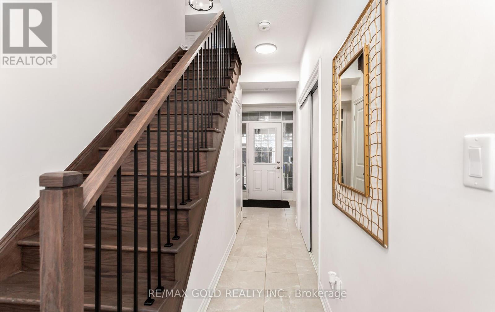 1185 Lloyd Landing, Milton, Ontario  L9T 2X5 - Photo 6 - W12955348