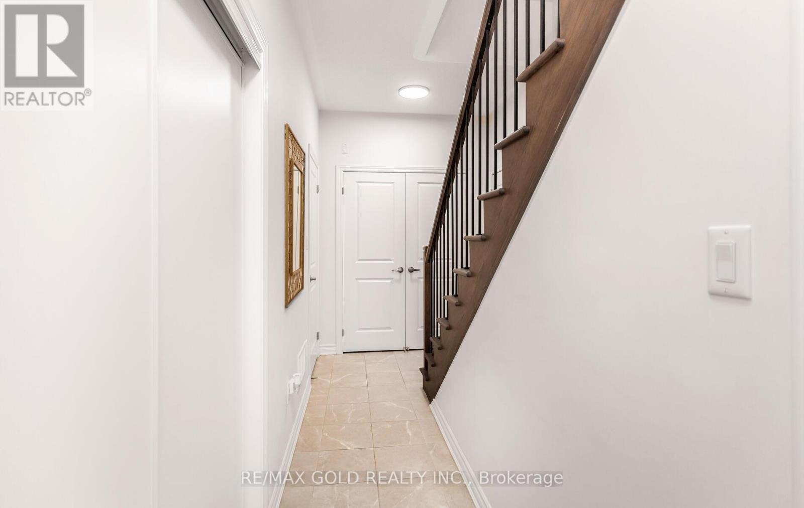 1185 Lloyd Landing, Milton, Ontario  L9T 2X5 - Photo 7 - W12955348