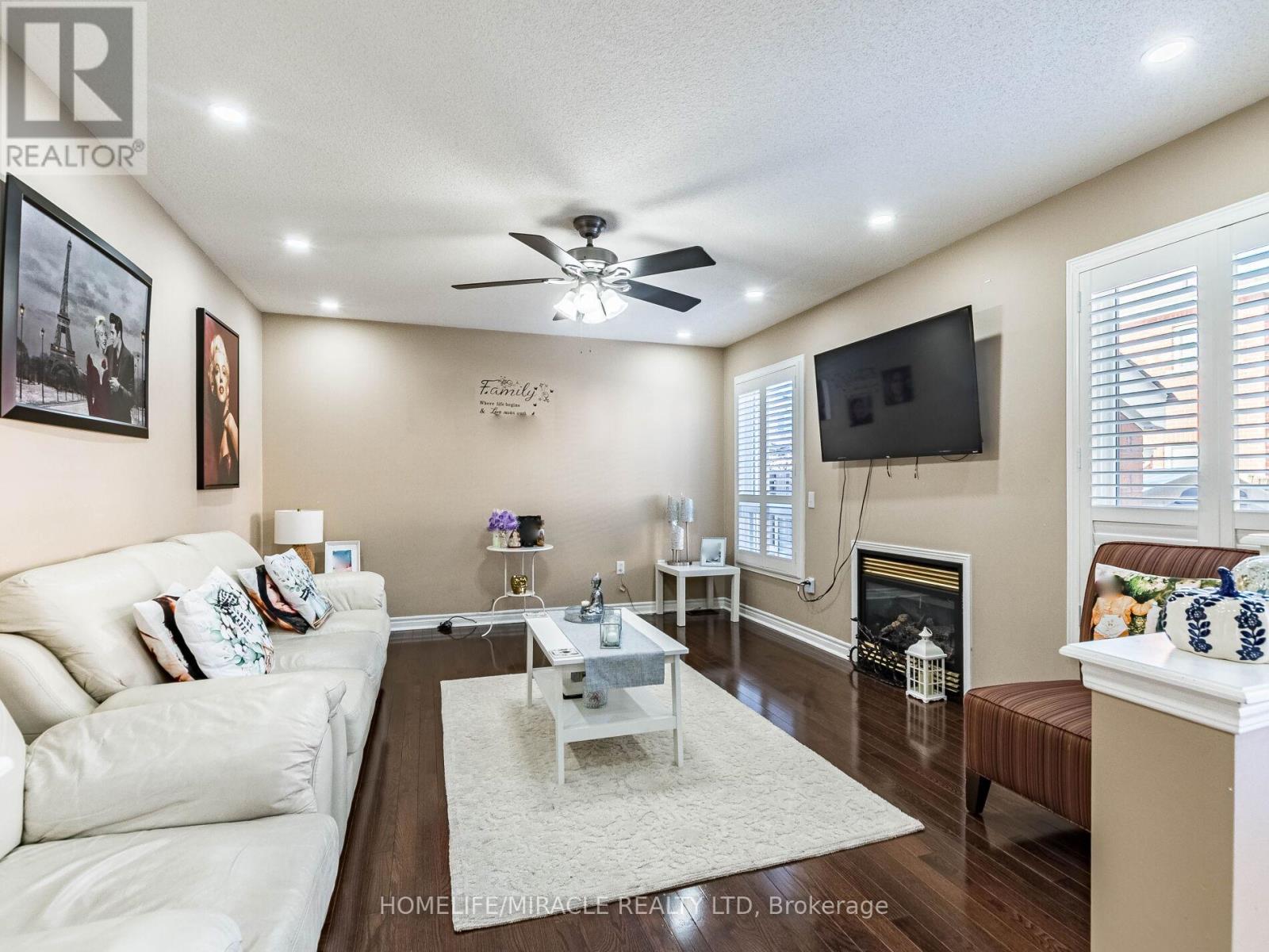 5 Sams Crescent, Brampton, Ontario  L7A 3T8 - Photo 7 - W12879334