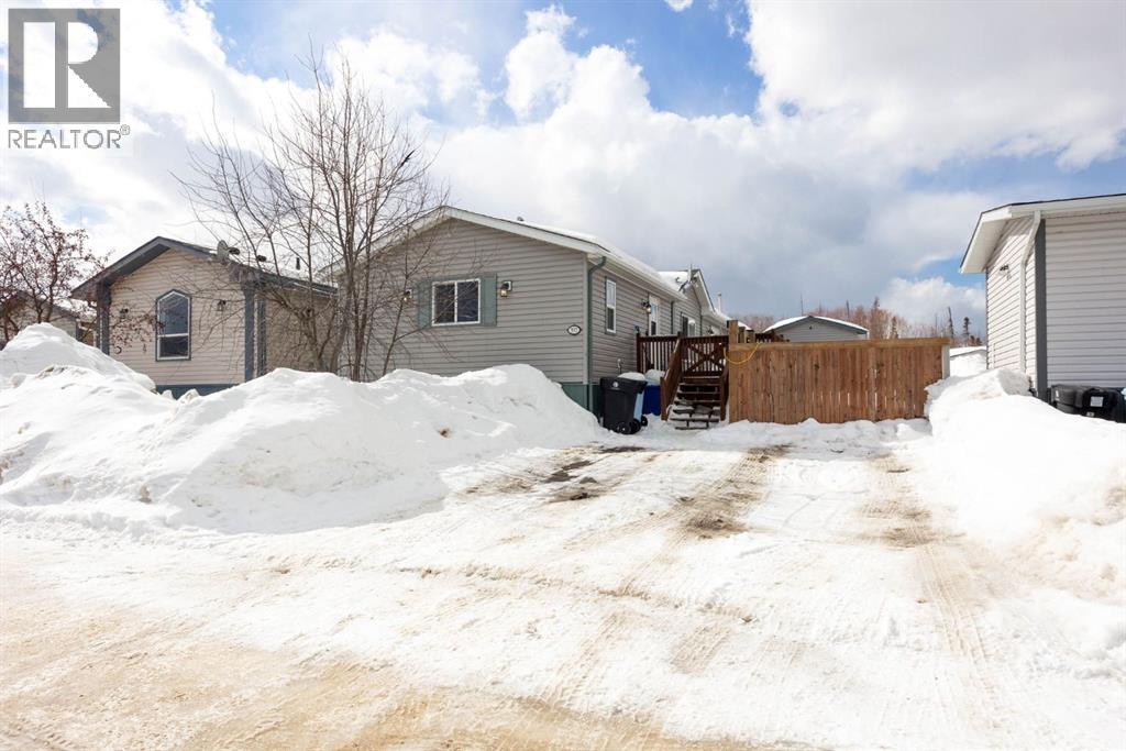 397 Mckinlay Crescent, Fort Mcmurray, Alberta  T9K 2N1 - Photo 2 - A2298494
