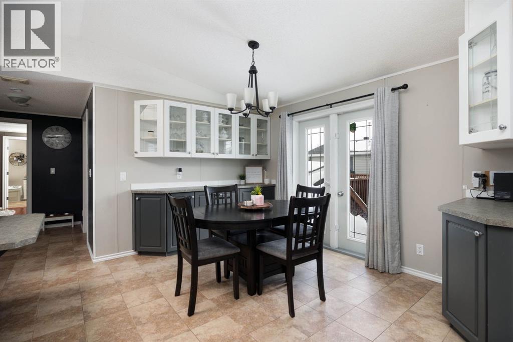 397 Mckinlay Crescent, Fort Mcmurray, Alberta  T9K 2N1 - Photo 7 - A2298494