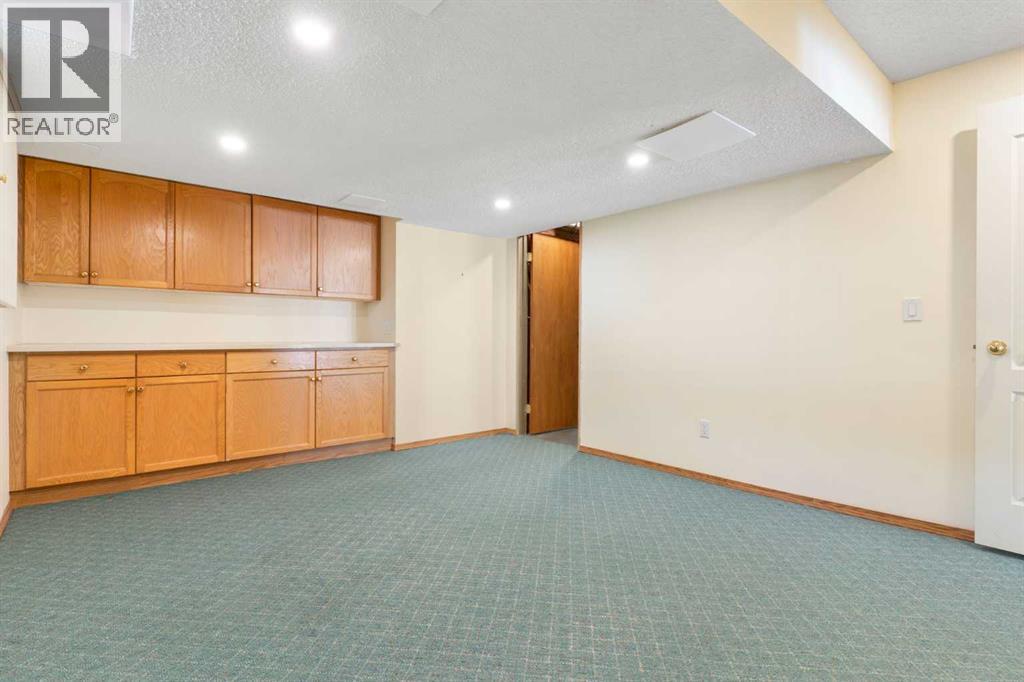 176 Christie Park Manor SW, Calgary, Alberta  T3H 2T6 - Photo 28 - A2293322