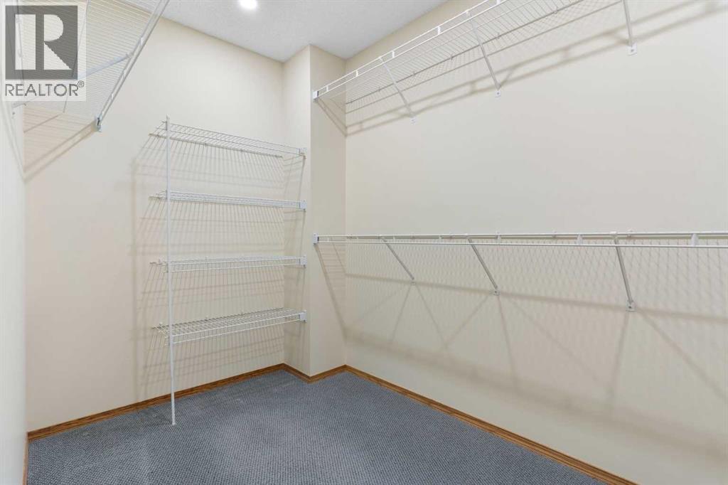 176 Christie Park Manor SW, Calgary, Alberta  T3H 2T6 - Photo 18 - A2293322