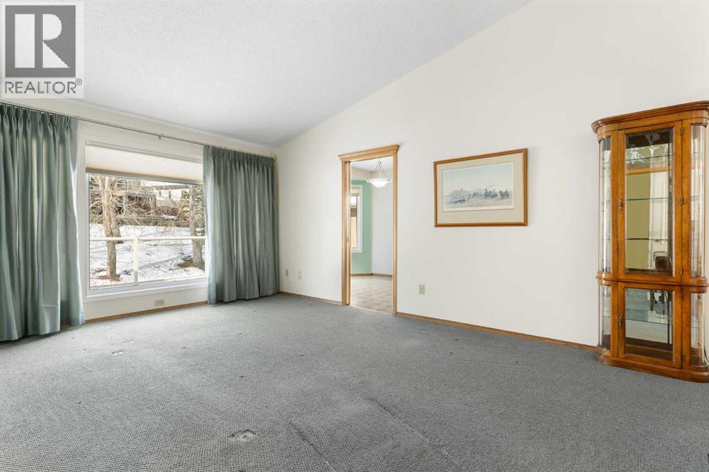 176 Christie Park Manor SW, Calgary, Alberta  T3H 2T6 - Photo 14 - A2293322