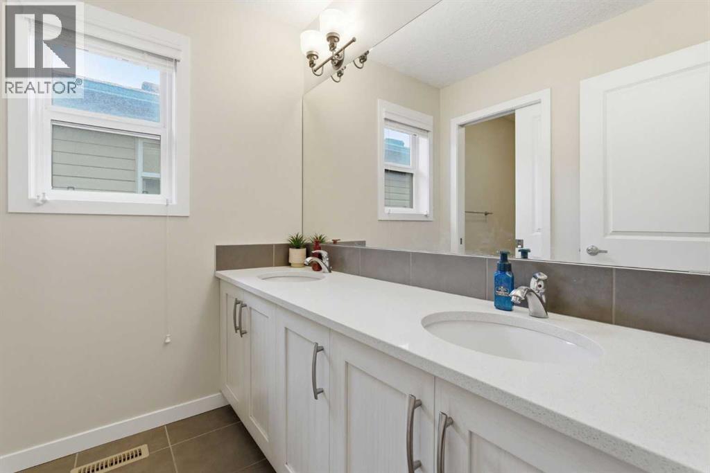 52 Walden Green SE, Calgary, Alberta  T2X 0Z4 - Photo 32 - A2296093