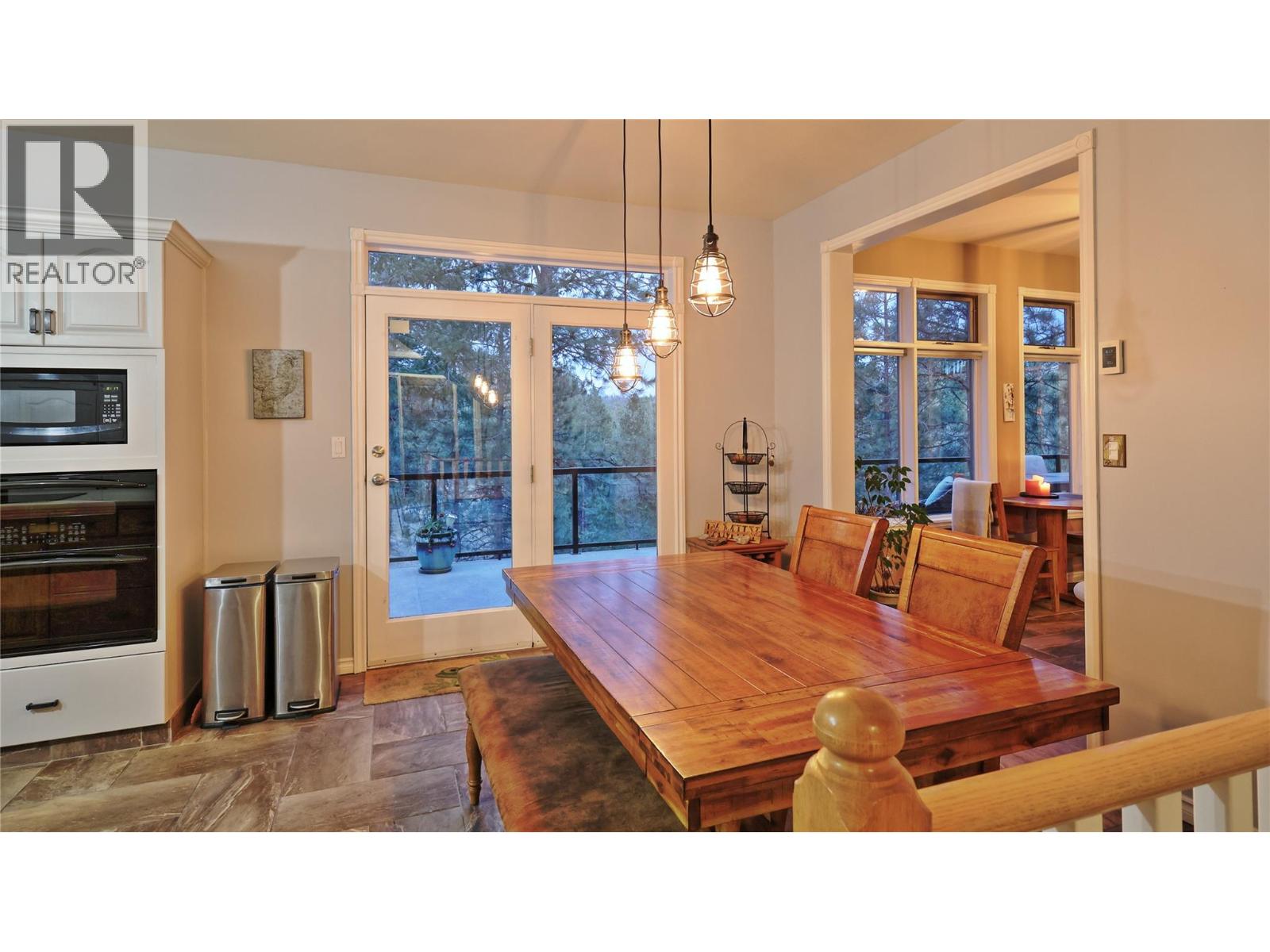 5312 Kennedy Road, Cranbrook, British Columbia  V1C 7C1 - Photo 3 - 10381821