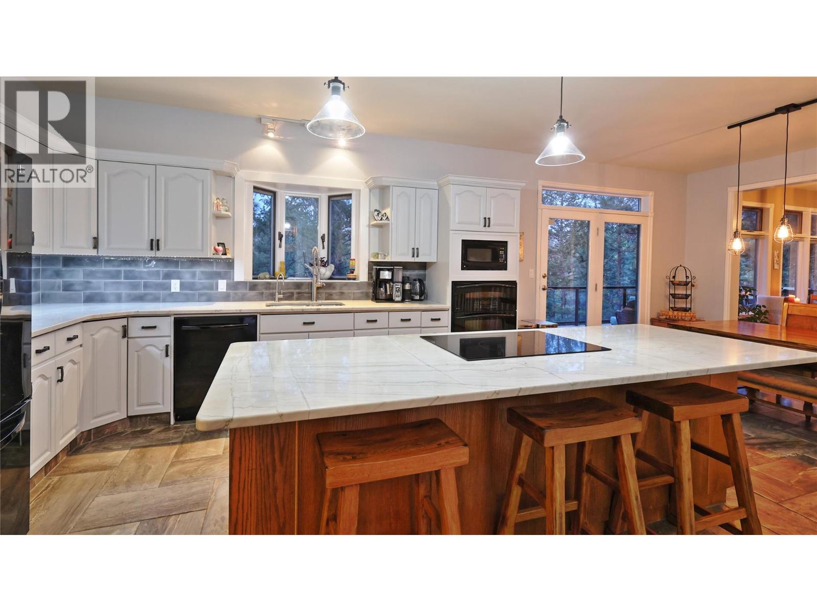 5312 Kennedy Road, Cranbrook, British Columbia  V1C 7C1 - Photo 8 - 10381821