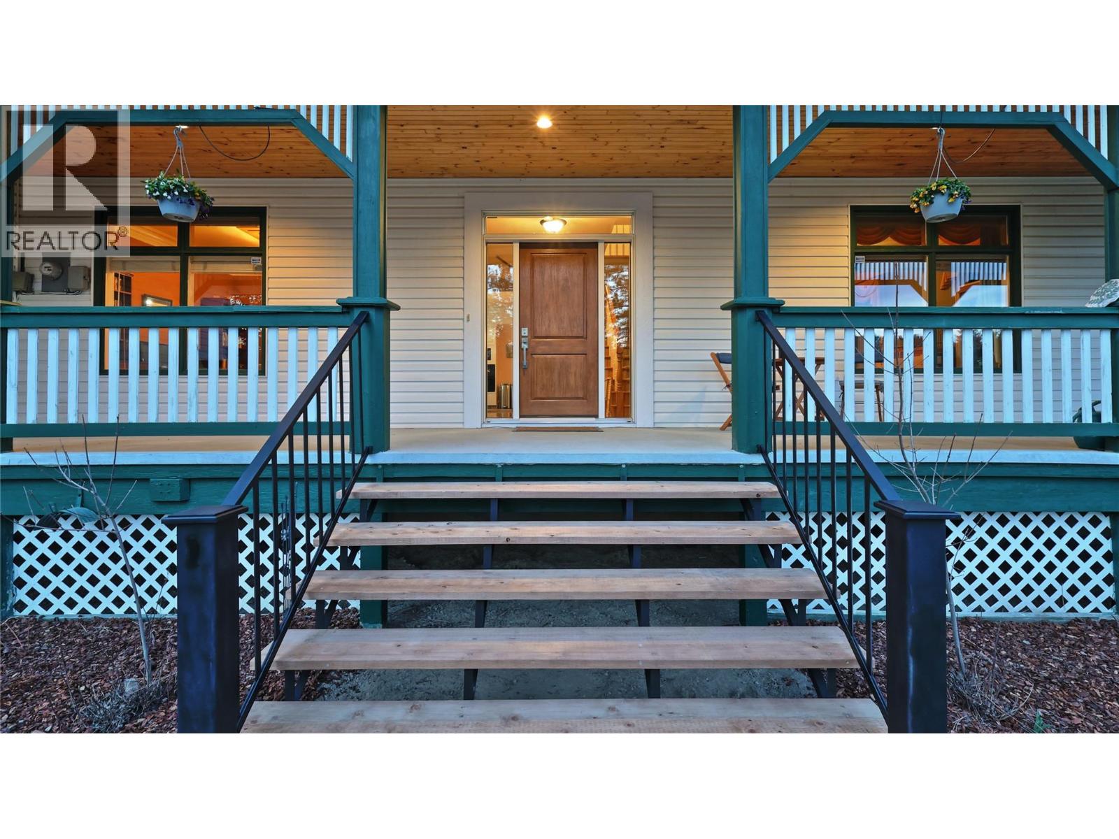 5312 Kennedy Road, Cranbrook, British Columbia  V1C 7C1 - Photo 2 - 10381821