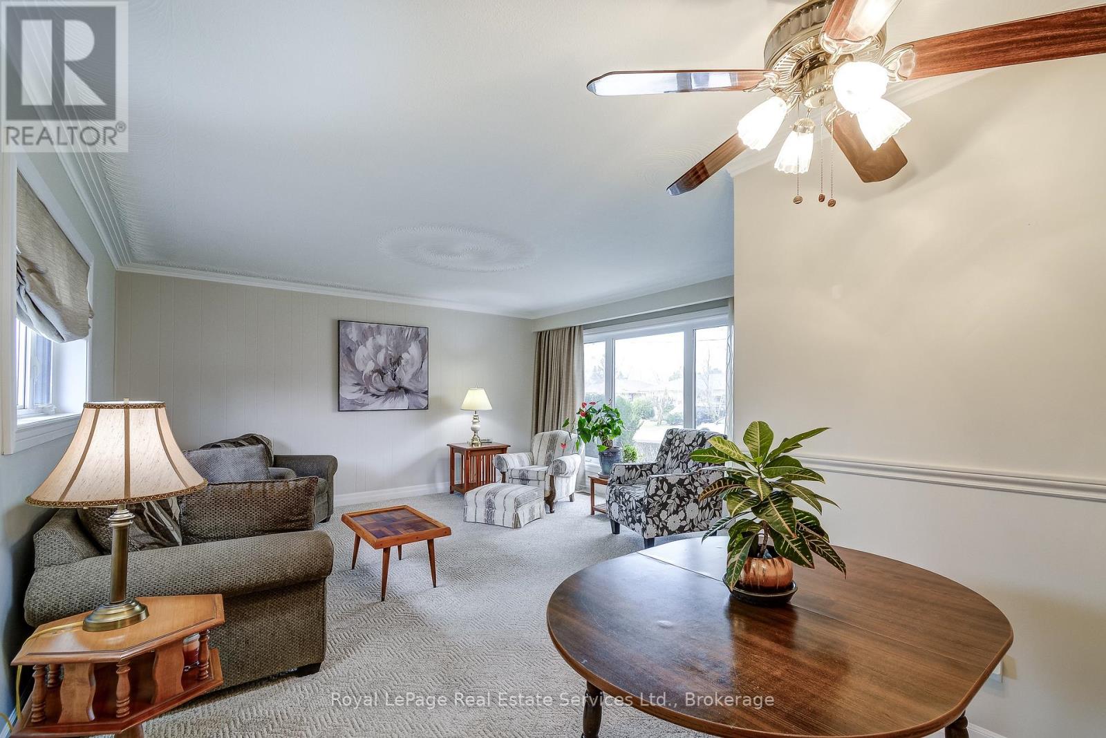 339 Weighton Avenue, Oakville, Ontario  L6R 2R5 - Photo 9 - W12955414