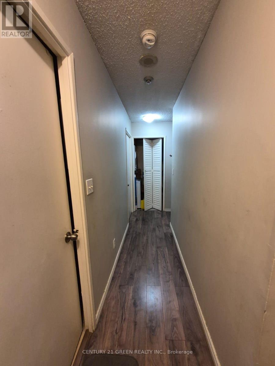 413 - 145 Hillcrest Avenue, Mississauga, Ontario  L5B 3Z1 - Photo 15 - W12942356