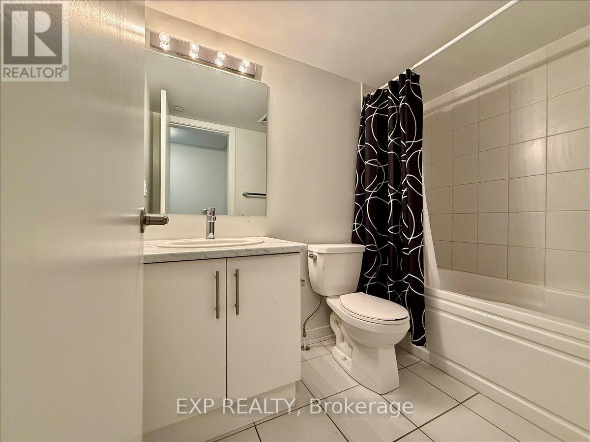 22 - 3405 Ridgeway Drive, Mississauga, Ontario  L5L 5T3 - Photo 20 - W12955152