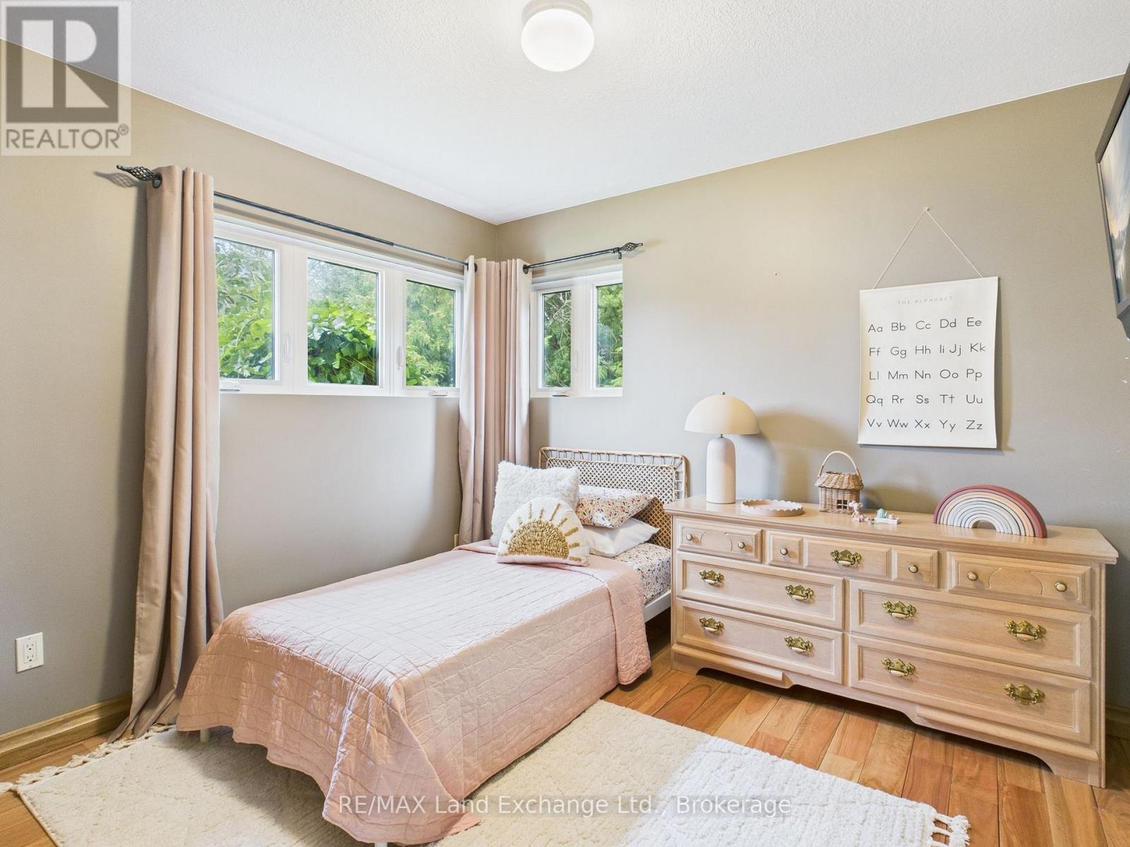 203 Campbell Crescent, Kincardine, Ontario  N2Z 1B9 - Photo 19 - X12955366