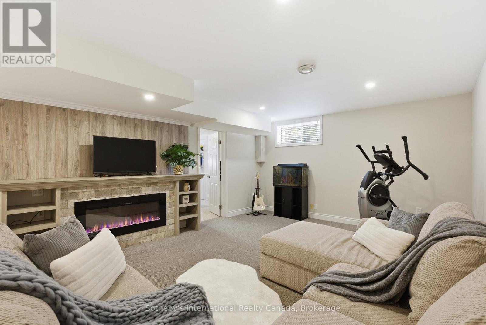 1099 Davis Drive, Gravenhurst, Ontario  P0E 1N0 - Photo 27 - X12955436