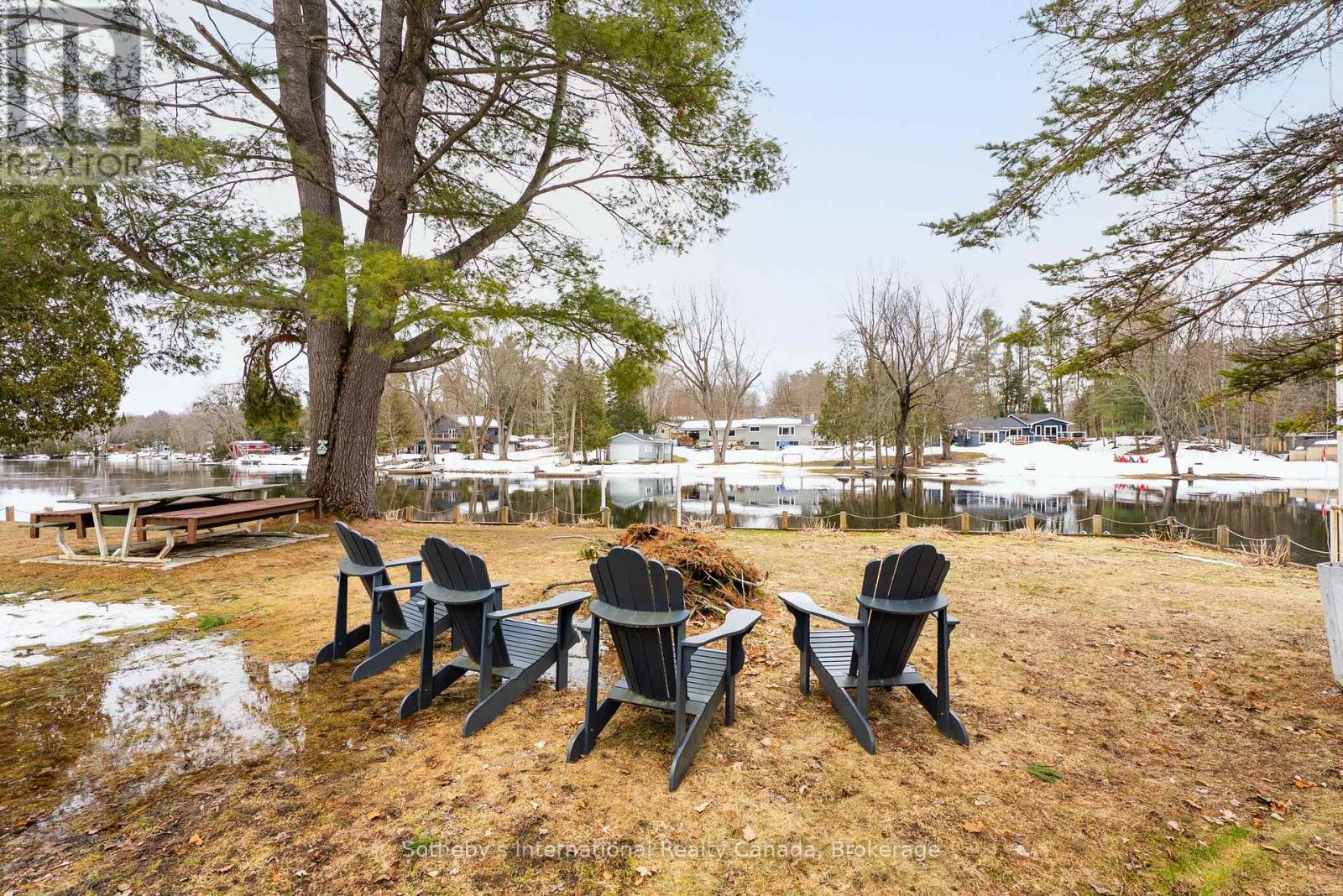 1099 Davis Drive, Gravenhurst, Ontario  P0E 1N0 - Photo 44 - X12955436