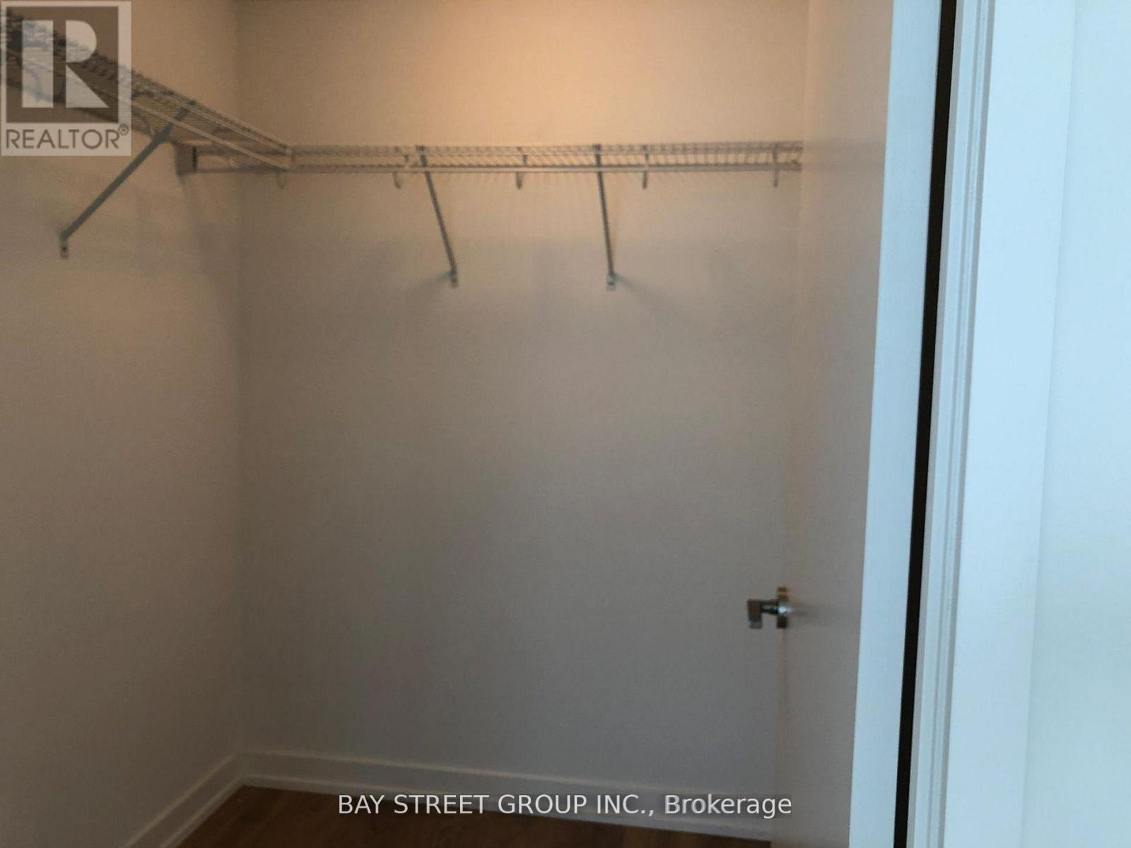 1106 - 117 Mcmahon Drive, Toronto (Bayview Village), Ontario  M2K 0E4 - Photo 8 - C12955396