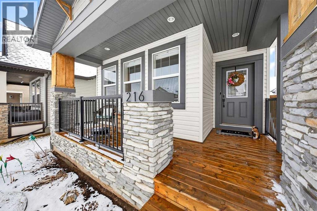 216 Hillcrest Road SW, Airdrie, Alberta  T4B 4J8 - Photo 4 - A2295692