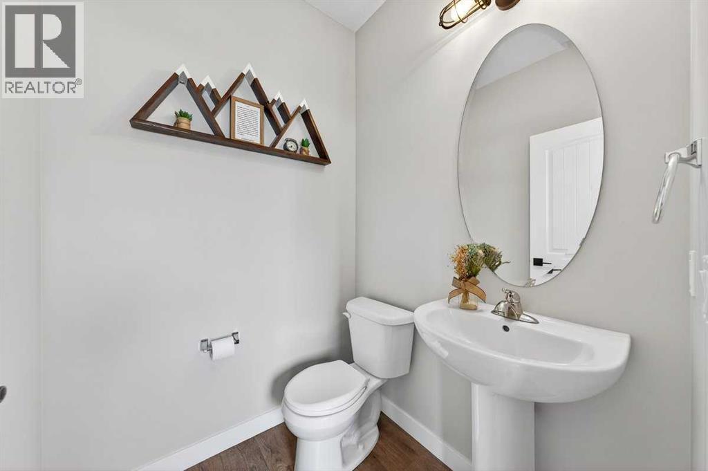 216 Hillcrest Road SW, Airdrie, Alberta  T4B 4J8 - Photo 19 - A2295692