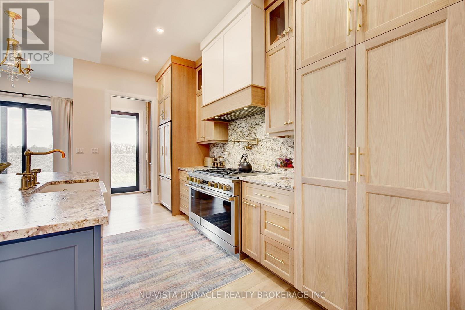 564 Creekview Chase, London North, Ontario  N6G 3X8 - Photo 11 - X12955388