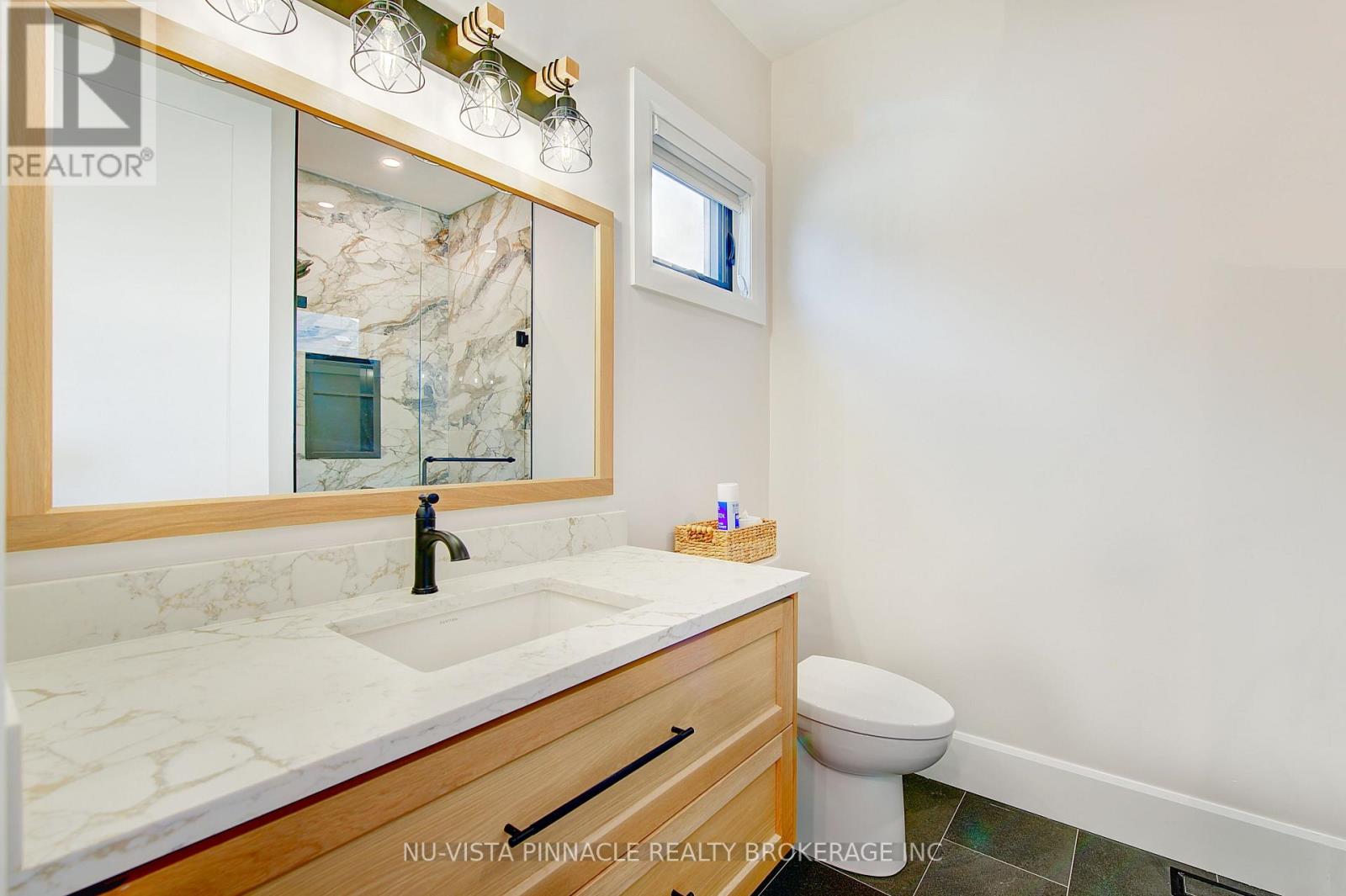 564 Creekview Chase, London North, Ontario  N6G 3X8 - Photo 28 - X12955388