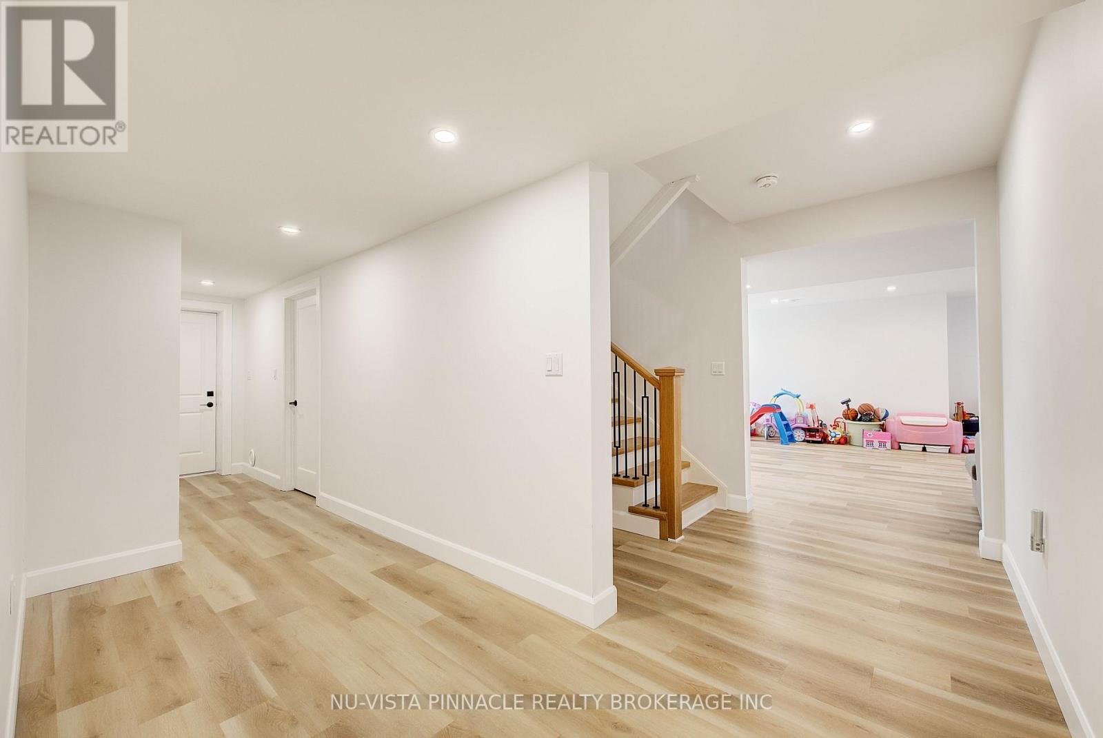 564 Creekview Chase, London North, Ontario  N6G 3X8 - Photo 44 - X12955388