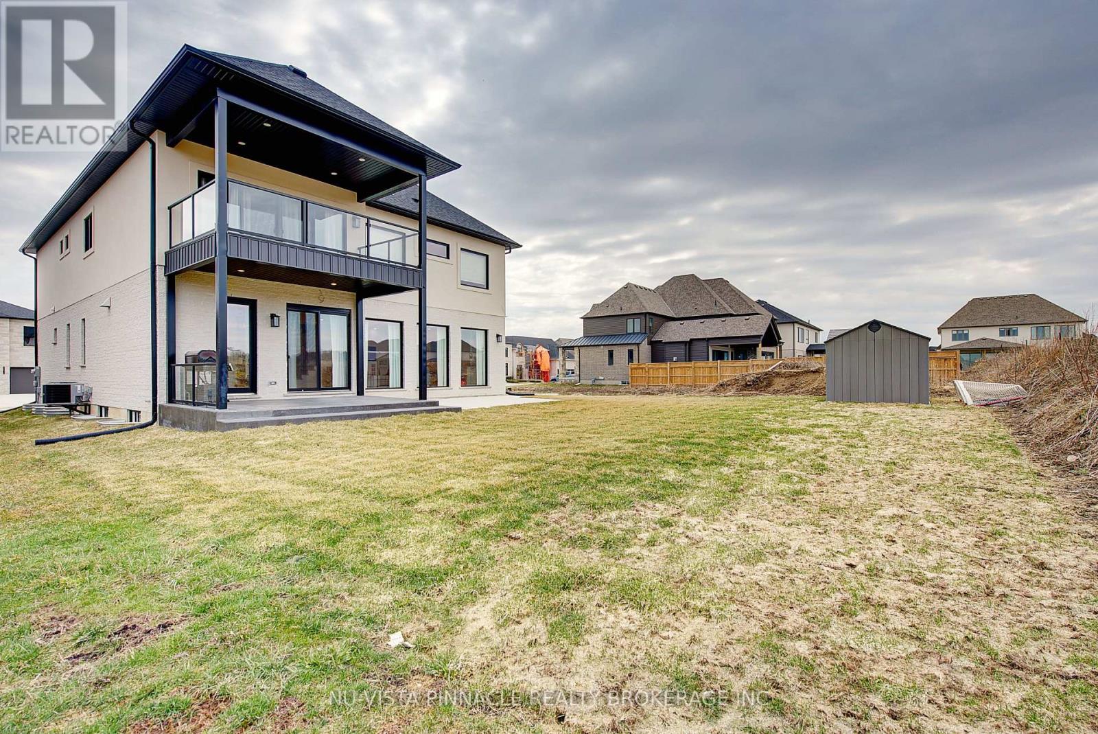 564 Creekview Chase, London North, Ontario  N6G 3X8 - Photo 46 - X12955388