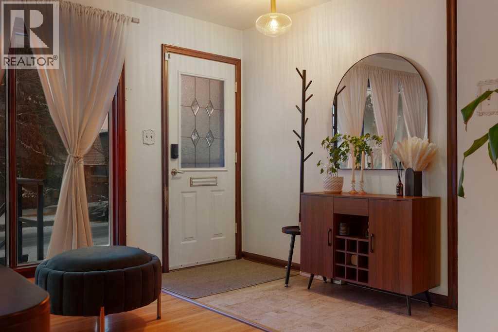 4111 15 Street Sw, Calgary, Alberta  T2T 4B1 - Photo 3 - A2298334