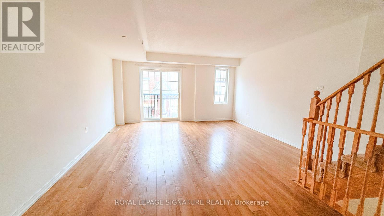 2650 Deputy Minster Path, Oshawa, Ontario  L1L 0M7 - Photo 2 - E12955384