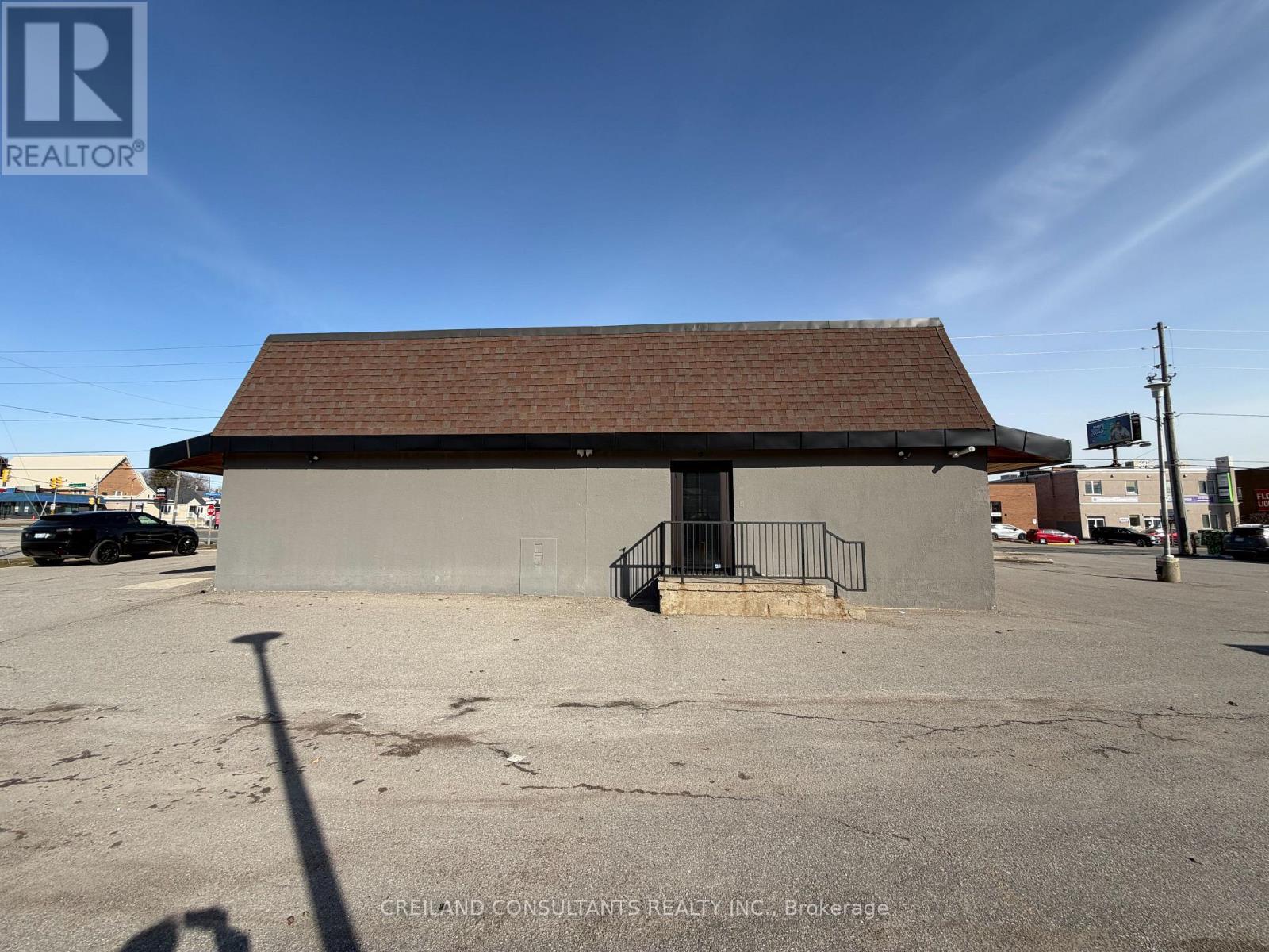 375 King Street, Oshawa (Vanier), Ontario  L1J 2K3 - Photo 5 - E12955404