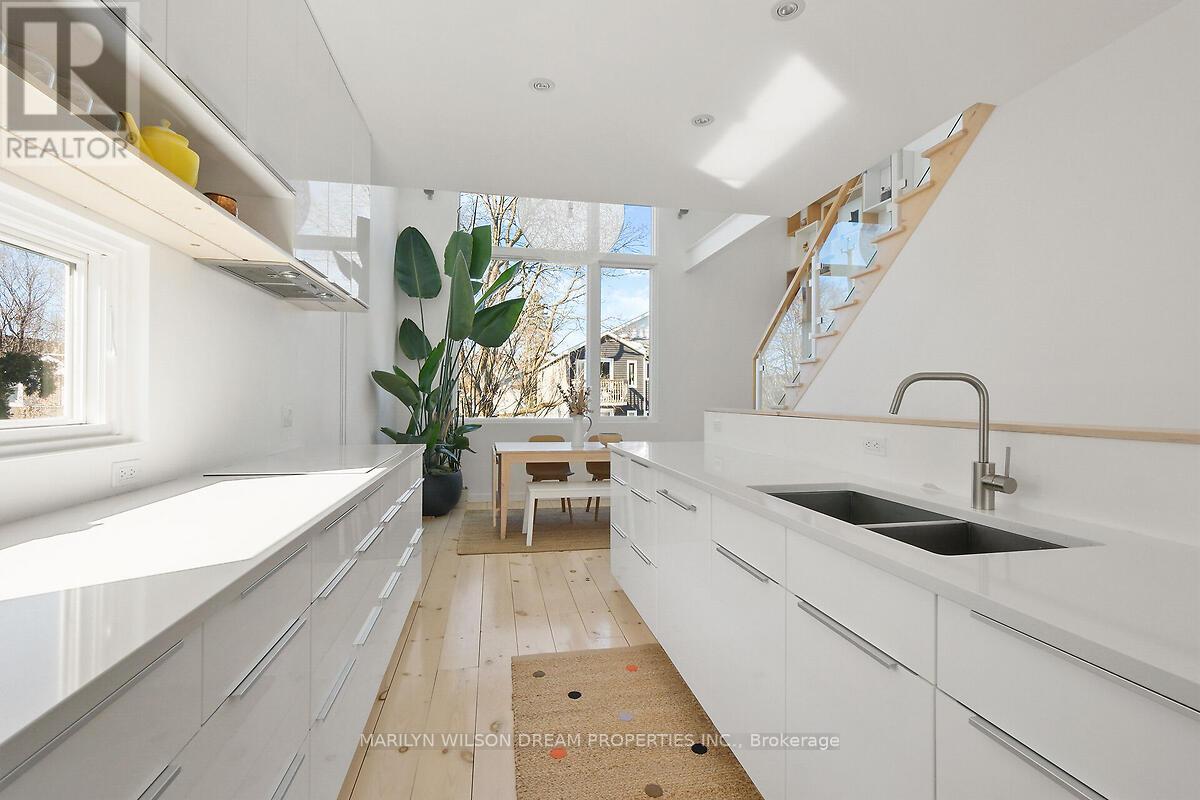 67 Pinhey Street, Ottawa, Ontario  K1Y 1T5 - Photo 12 - X12955410