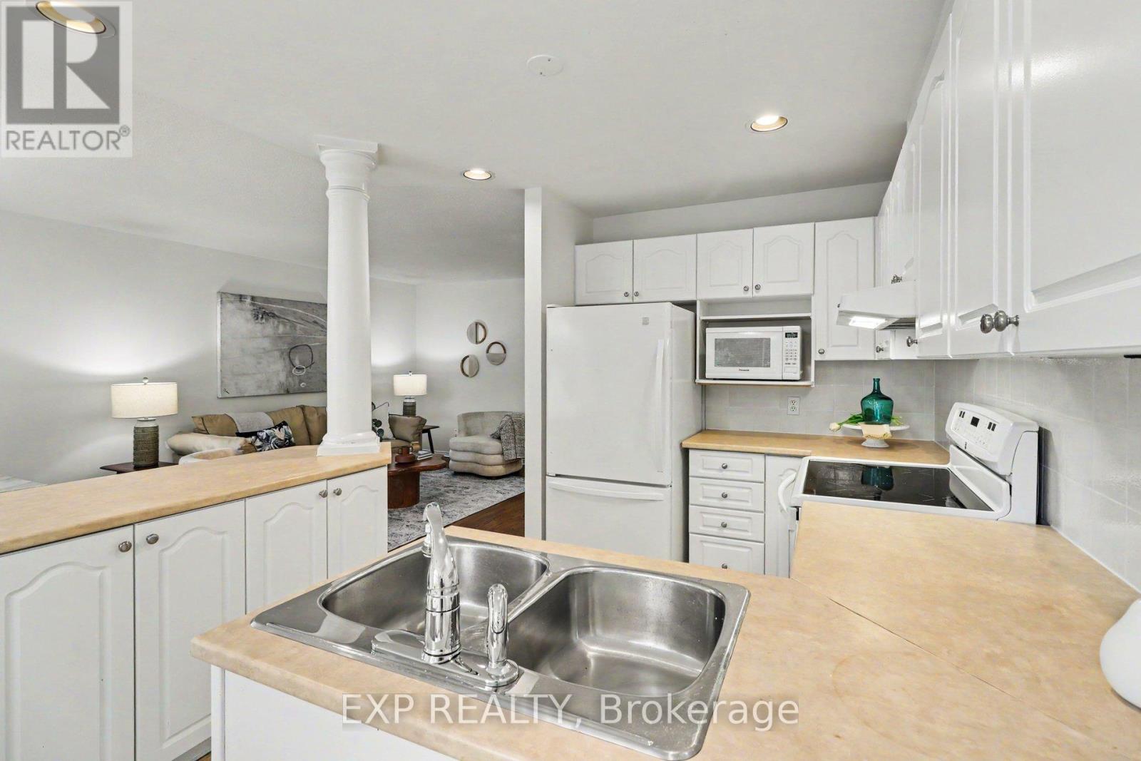 6322 Sablewood Place, Ottawa, Ontario  K1C 7M6 - Photo 11 - X12955424