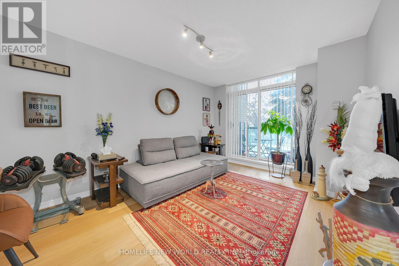 105 - 3 Ellesmere Street, Richmond Hill, Ontario  L4B 4N2 - Photo 3 - N12955398