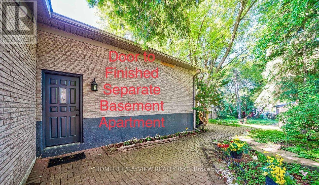 60 Hillview Drive, Newmarket, Ontario  L3Y 4H9 - Photo 14 - N12955428