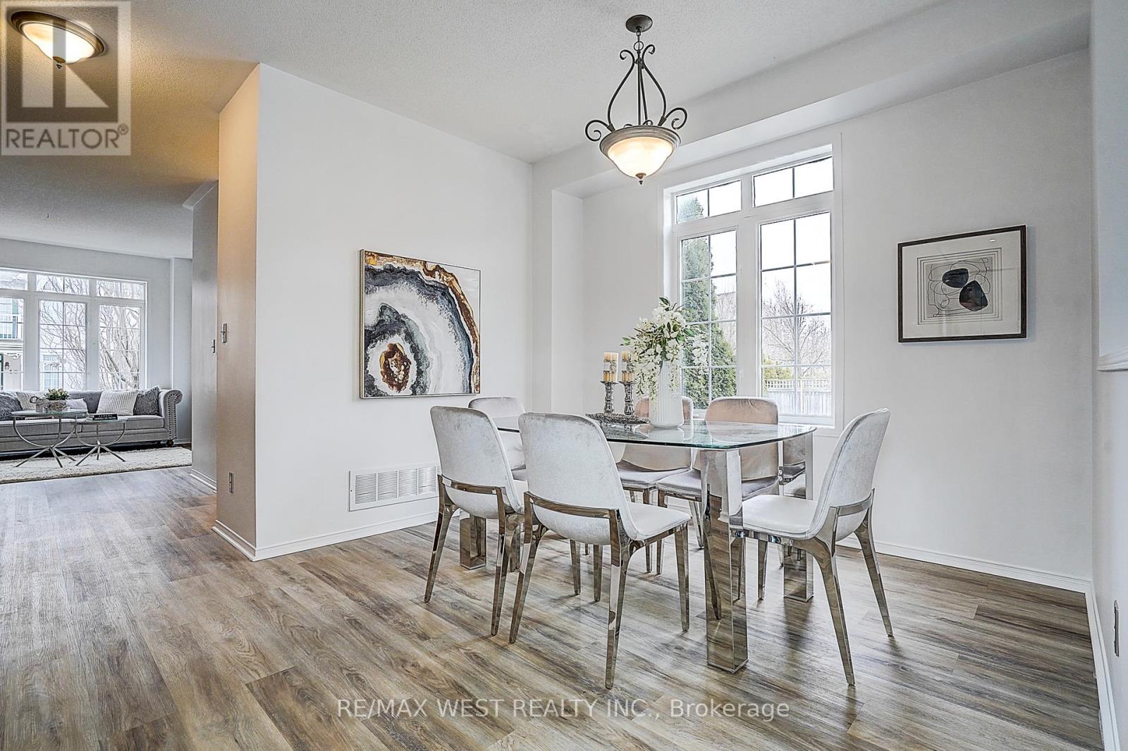 11 Dancer's Drive, Markham, Ontario  L6C 2C4 - Photo 14 - N12955452