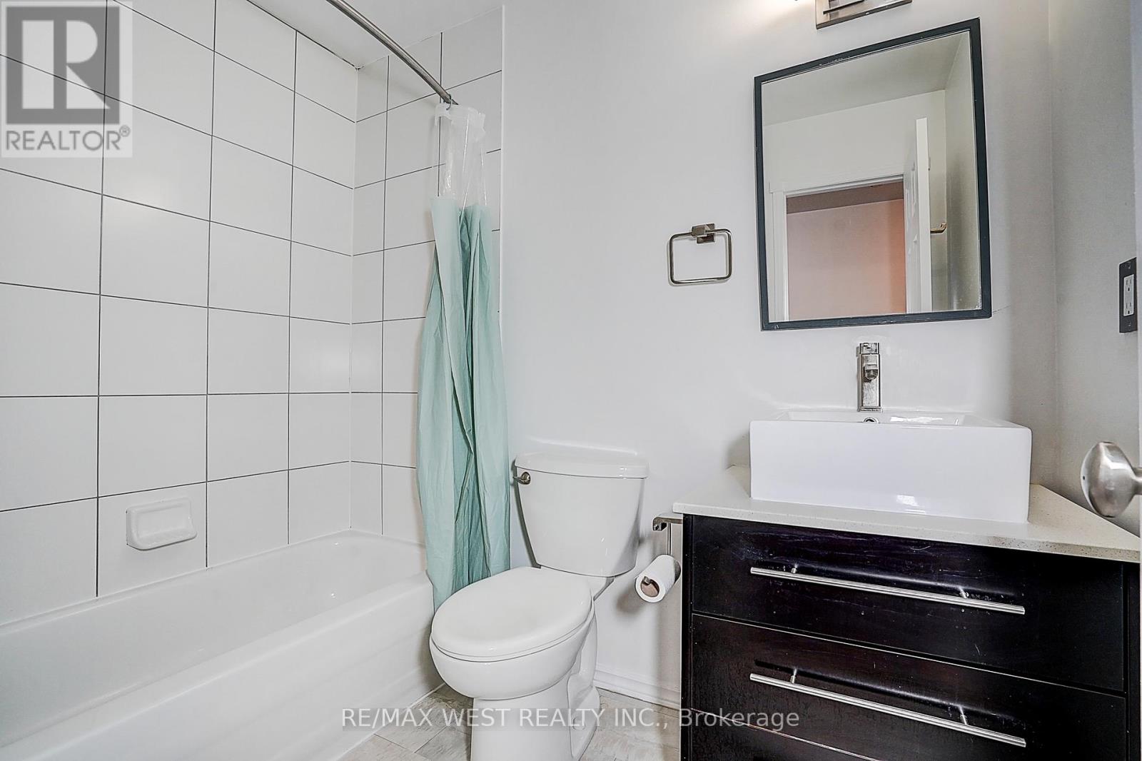 11 Dancer's Drive, Markham, Ontario  L6C 2C4 - Photo 40 - N12955452