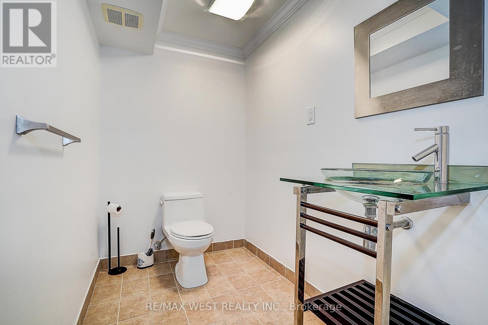 11 Dancer's Drive, Markham, Ontario  L6C 2C4 - Photo 45 - N12955452