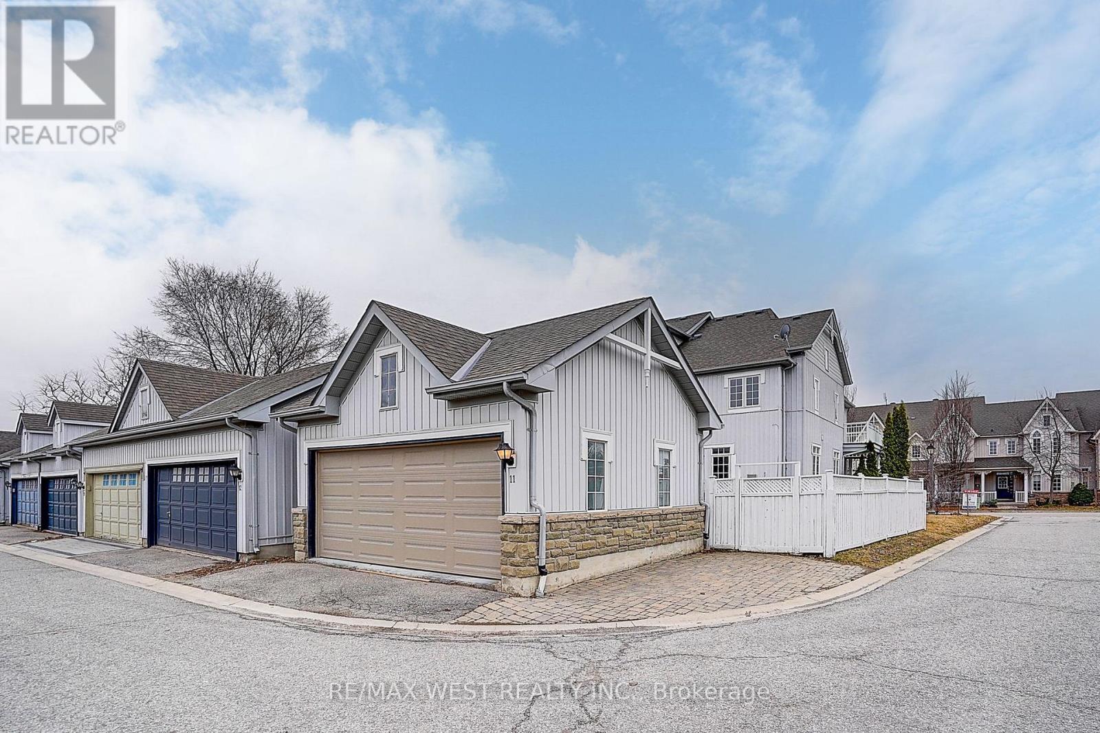 11 Dancer's Drive, Markham, Ontario  L6C 2C4 - Photo 47 - N12955452