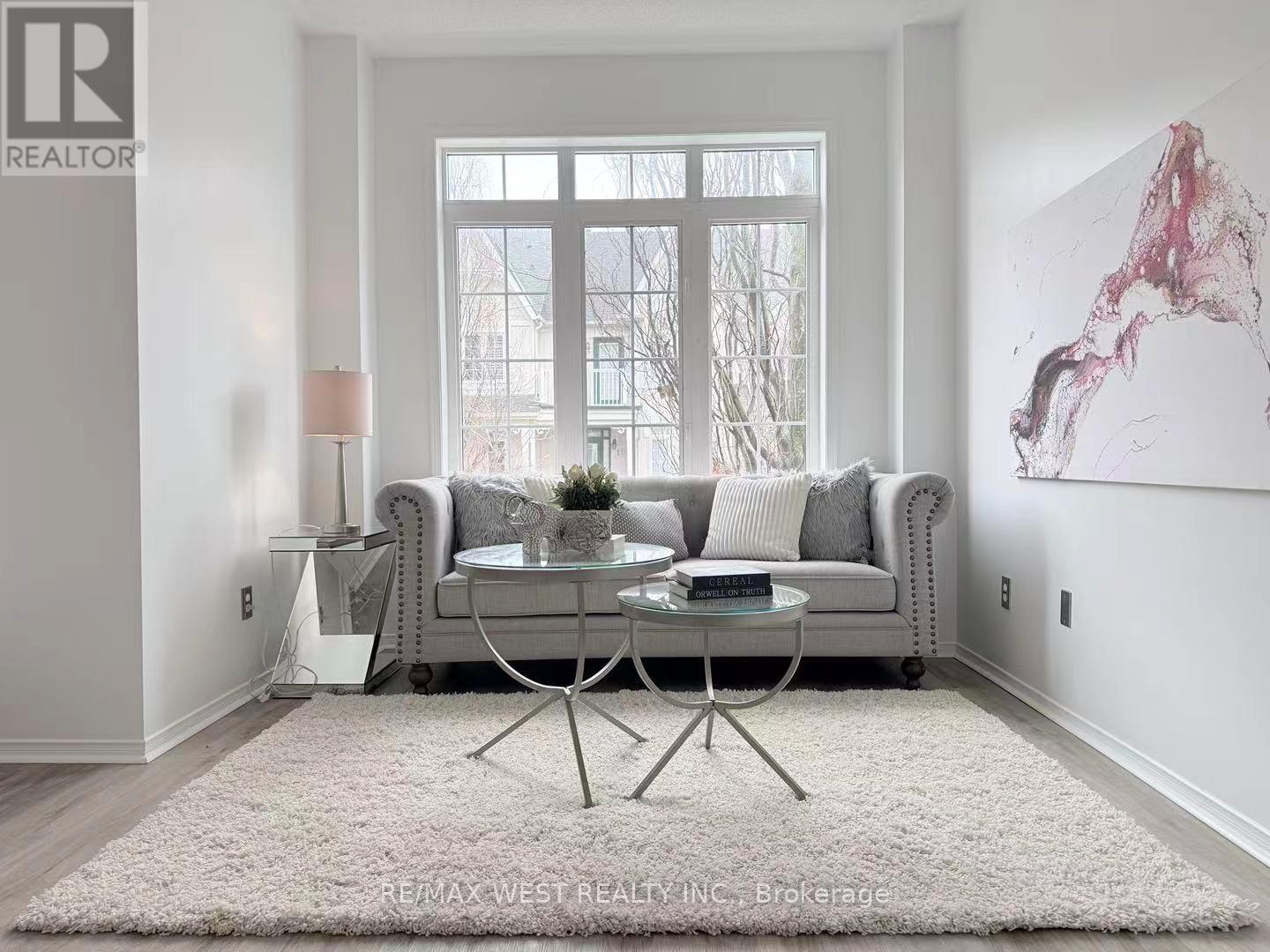 11 Dancer's Drive, Markham, Ontario  L6C 2C4 - Photo 9 - N12955452